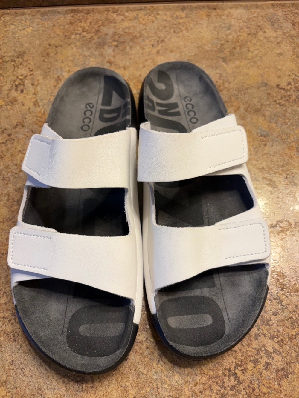 ECCO 2ND Cozmo Sandal